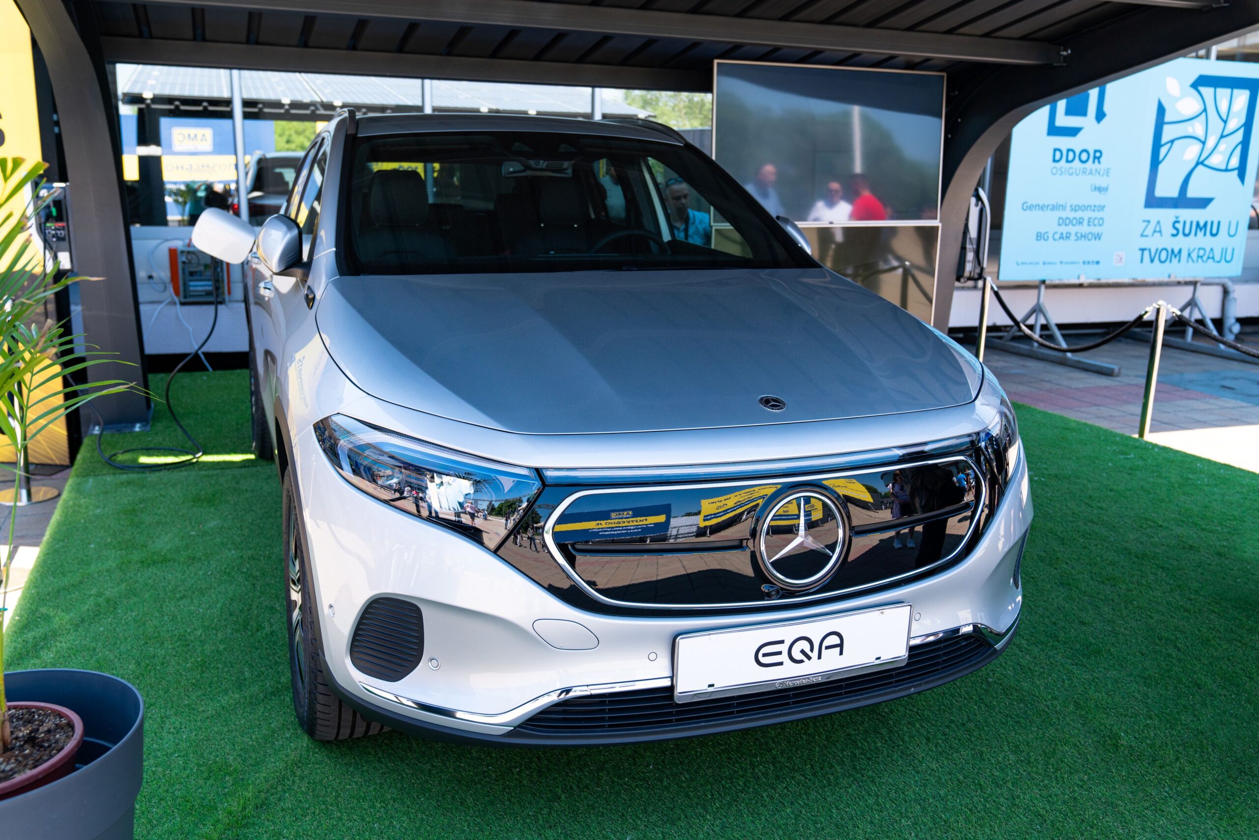 Rückruf wegen Brandrisiko – Mercedes tauscht Batterien in EQA und EQB