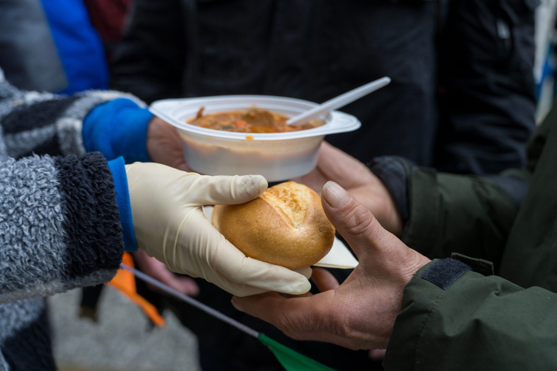 Neuste Daten des Statistischen Bundesamts zeigen, dass die Armut in Deutschland steigt – 2024 waren 13,3 Millionen Menschen betroffen
