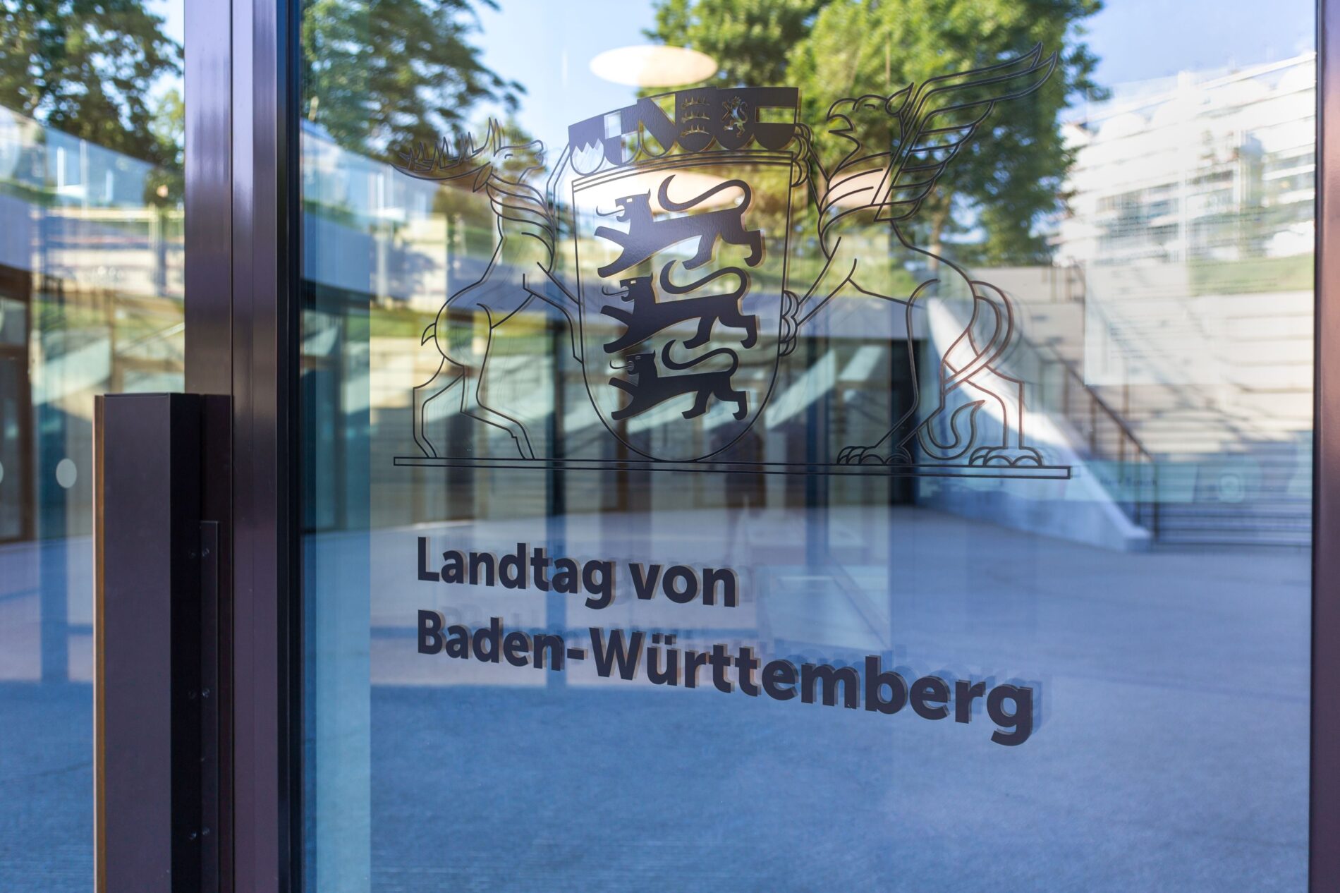 Wahl in Baden-Württemberg bestätigt den Kurs der Grünen - die energiepolitische Bilanz der letzten 15 Jahre fällt ernüchternd aus
