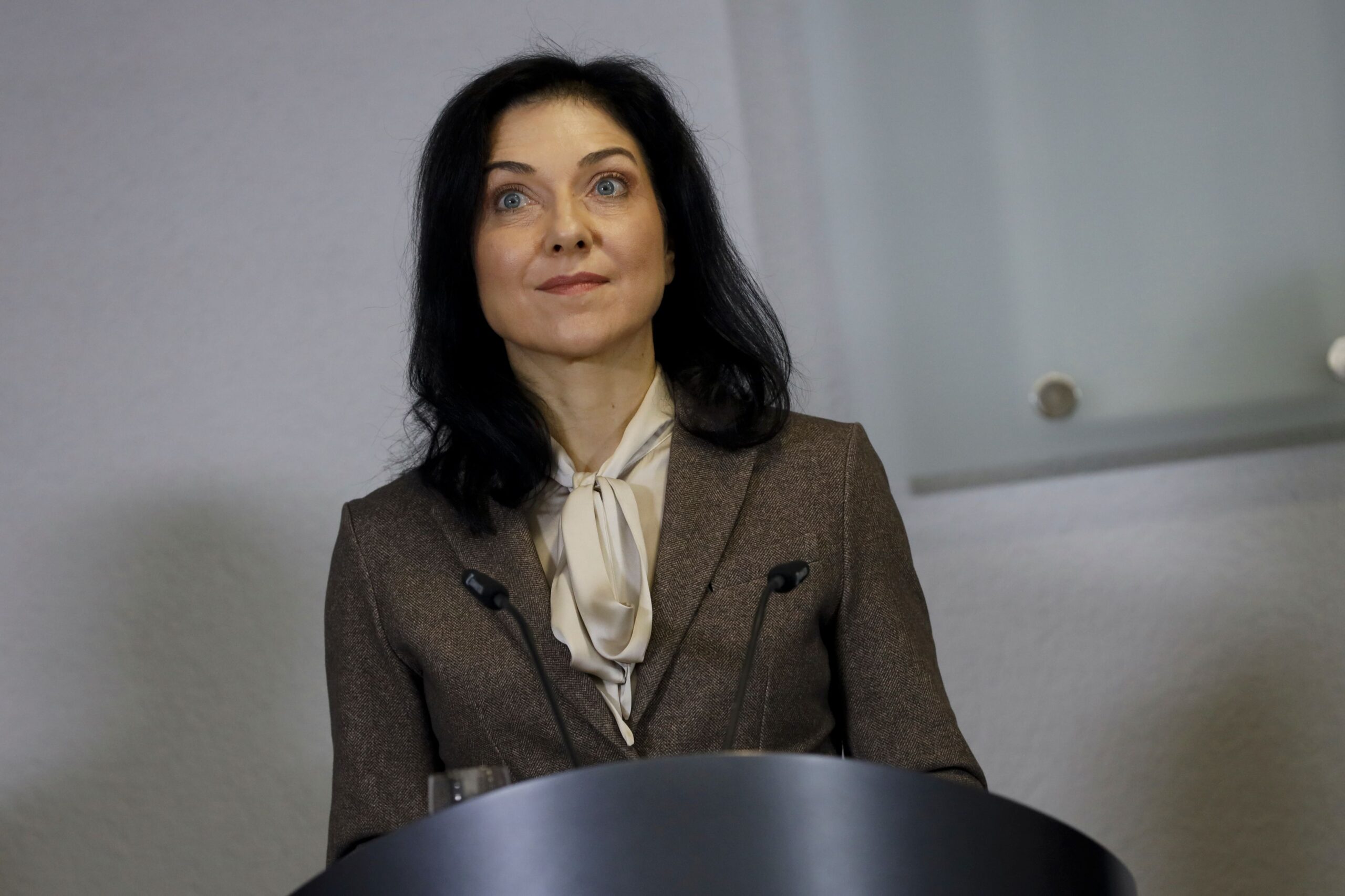 Reiche will heimische Gasförderung durch Fracking prüfen