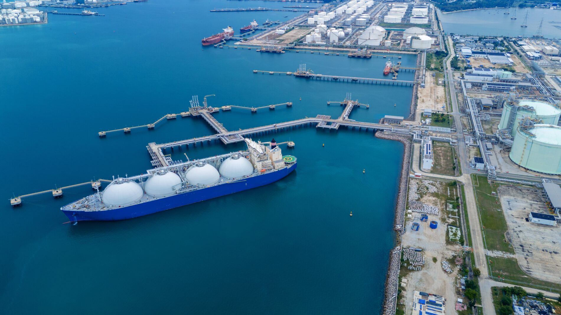 Europas Winterreserve bleibt ungewöhnlich niedrig. Knappes LNG und schwache Marktanreize erhöhen das Preisrisiko für Industrie und Haushalte