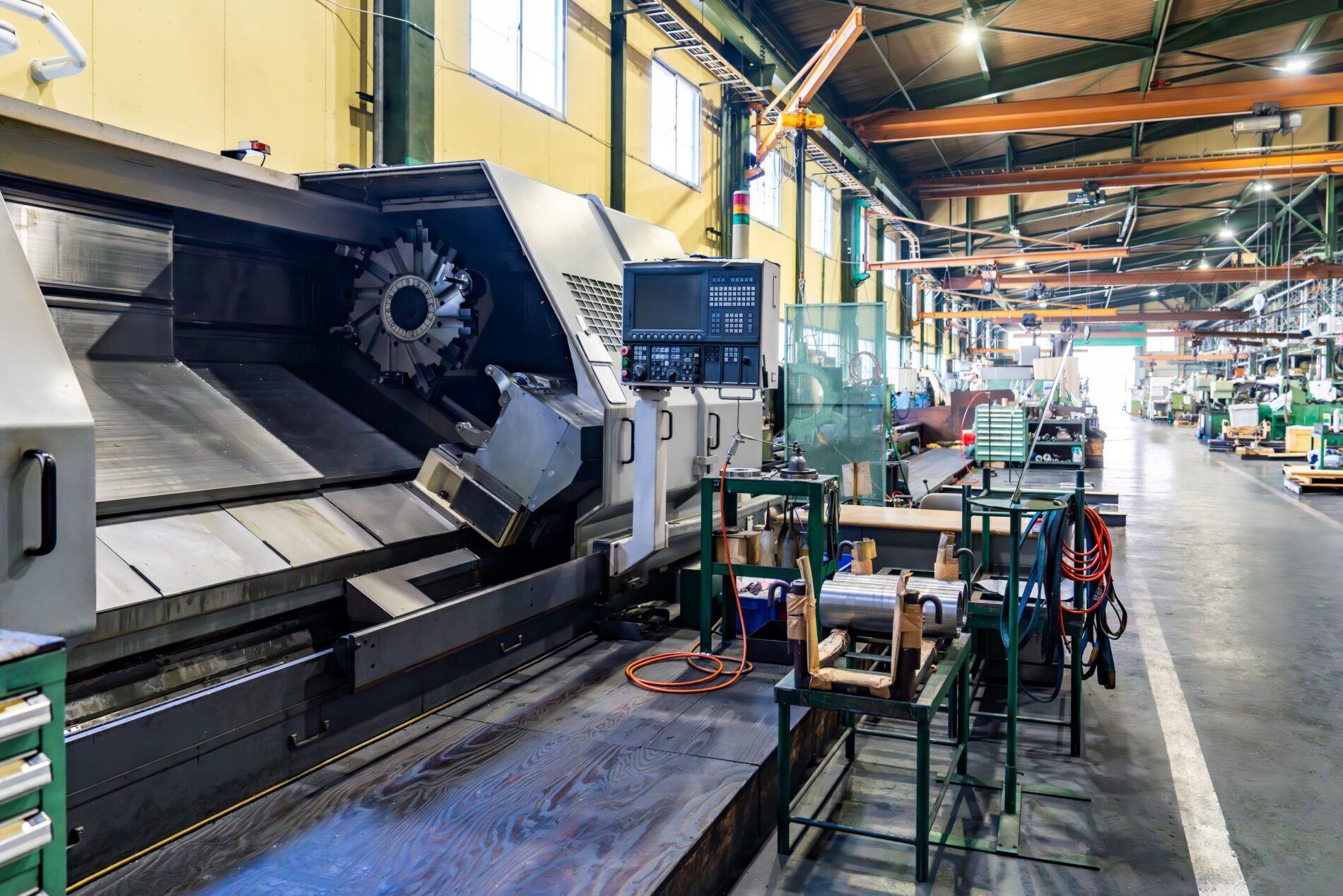 Die Maschinenbau-Krise verschärft sich: PwC zeigt schwache Auslastung, weniger Investitionen und neue Jobrisiken