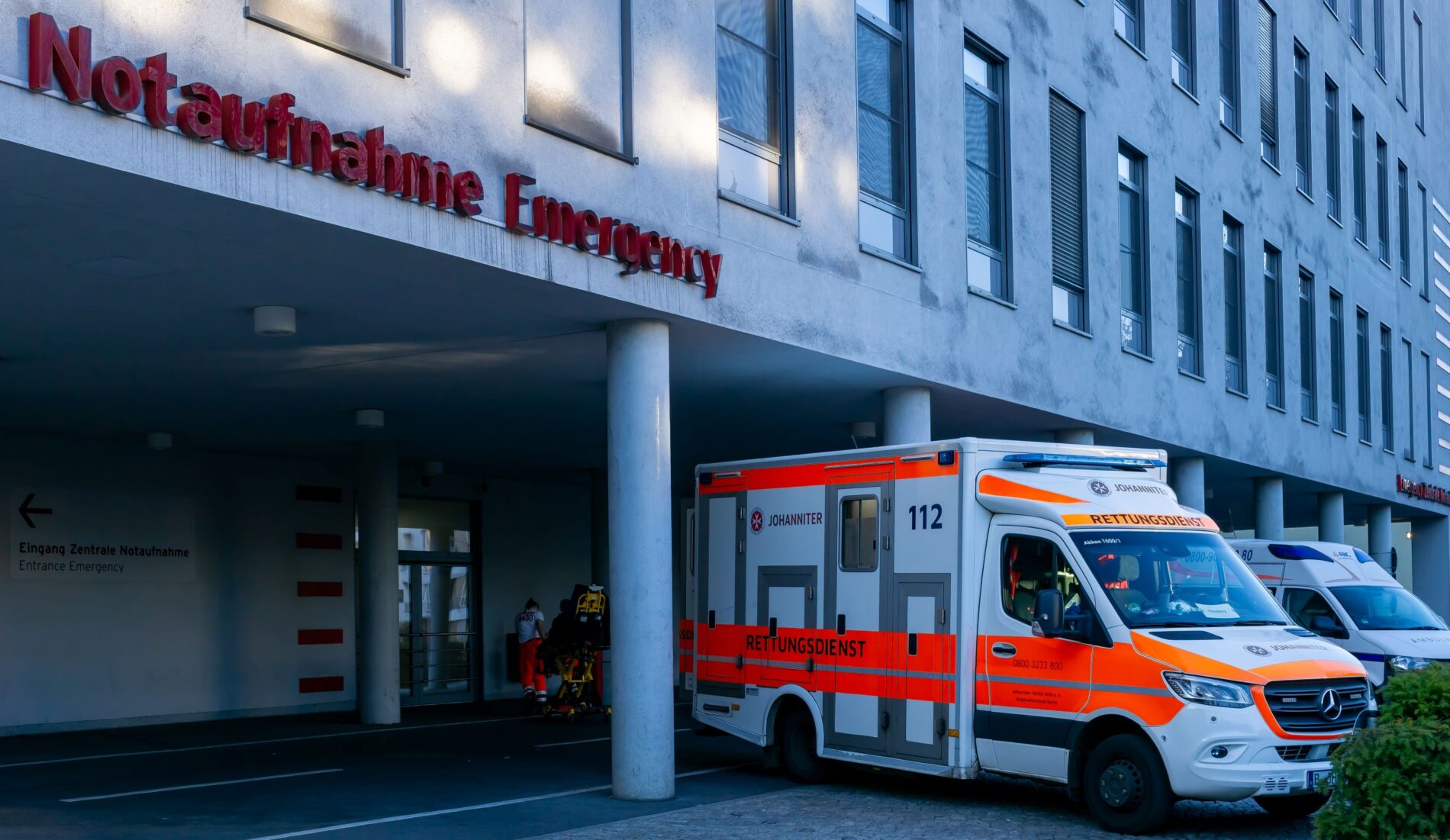 Kliniken geraten bundesweit in Finanznot, weil das Finanzierungsmodell Bereitschaft kaum bezahlt und Defizite verschärft