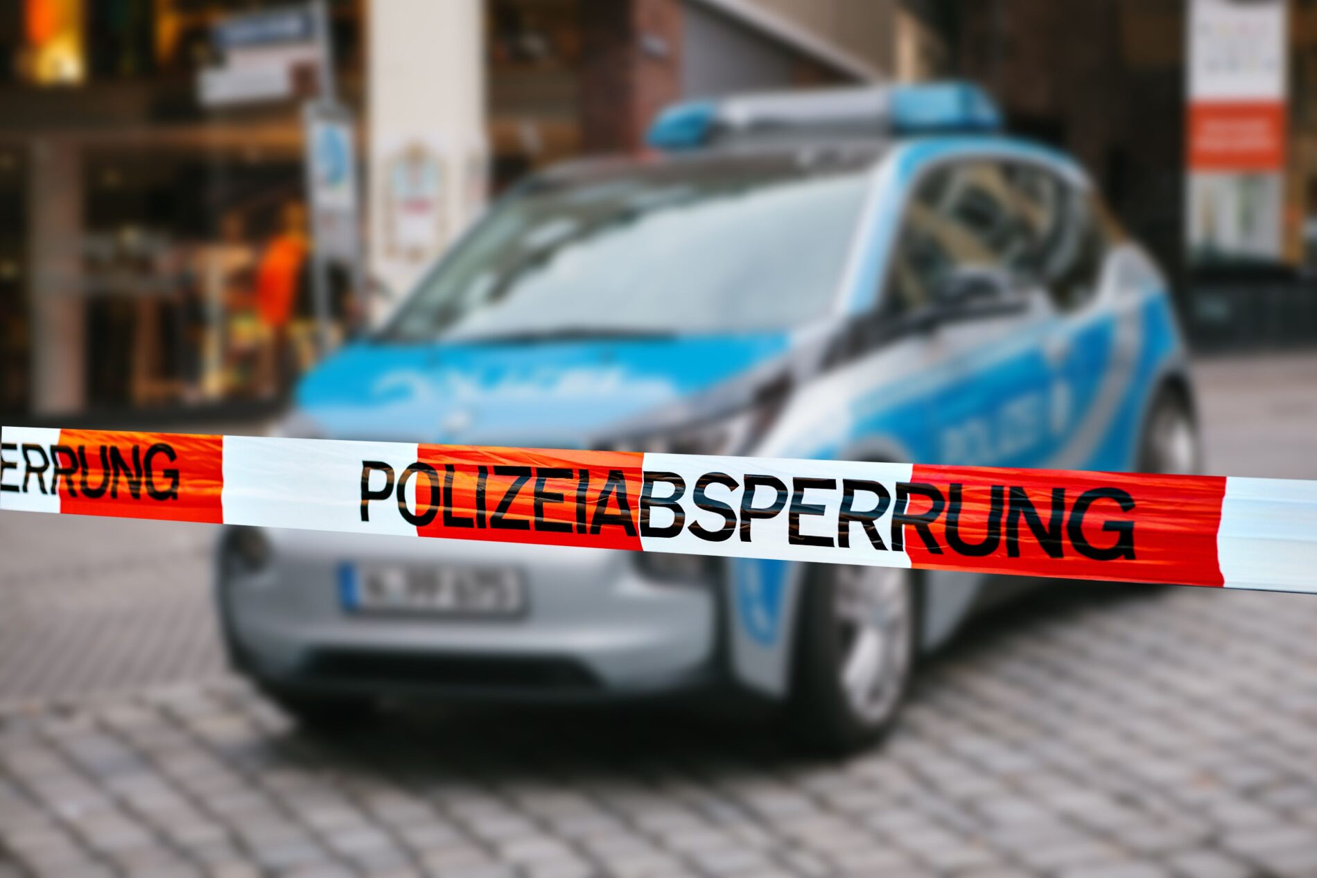 Der CSD-Anschlag offenbart das Versagen von Justiz und Politik: Bekannter Gefährder kam frei, als Reaktion warnt Merz vor schlechten Witzen