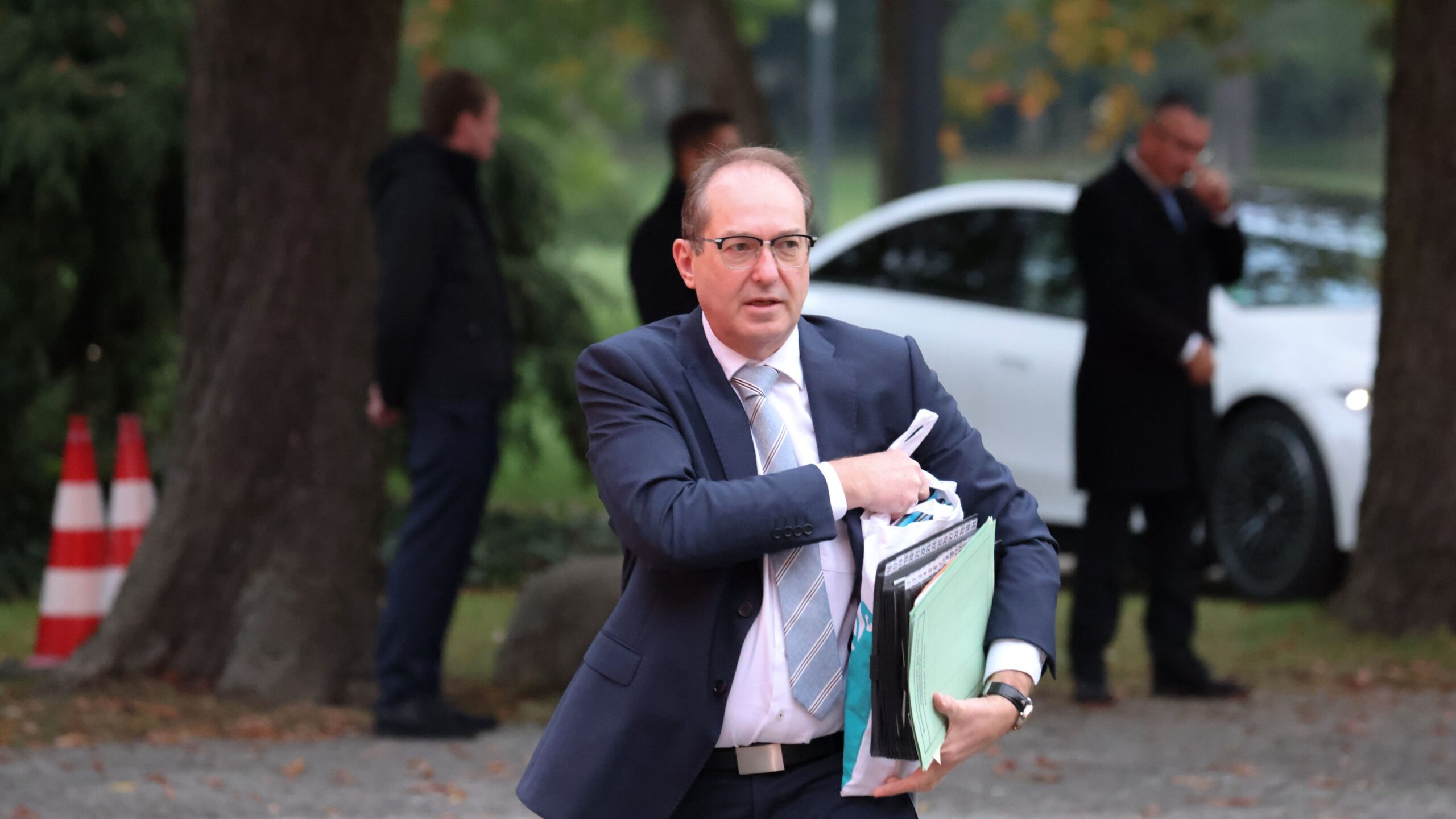 Verfassungsschutz soll Daten verfälschen und Tatmittel sabotieren dürfen