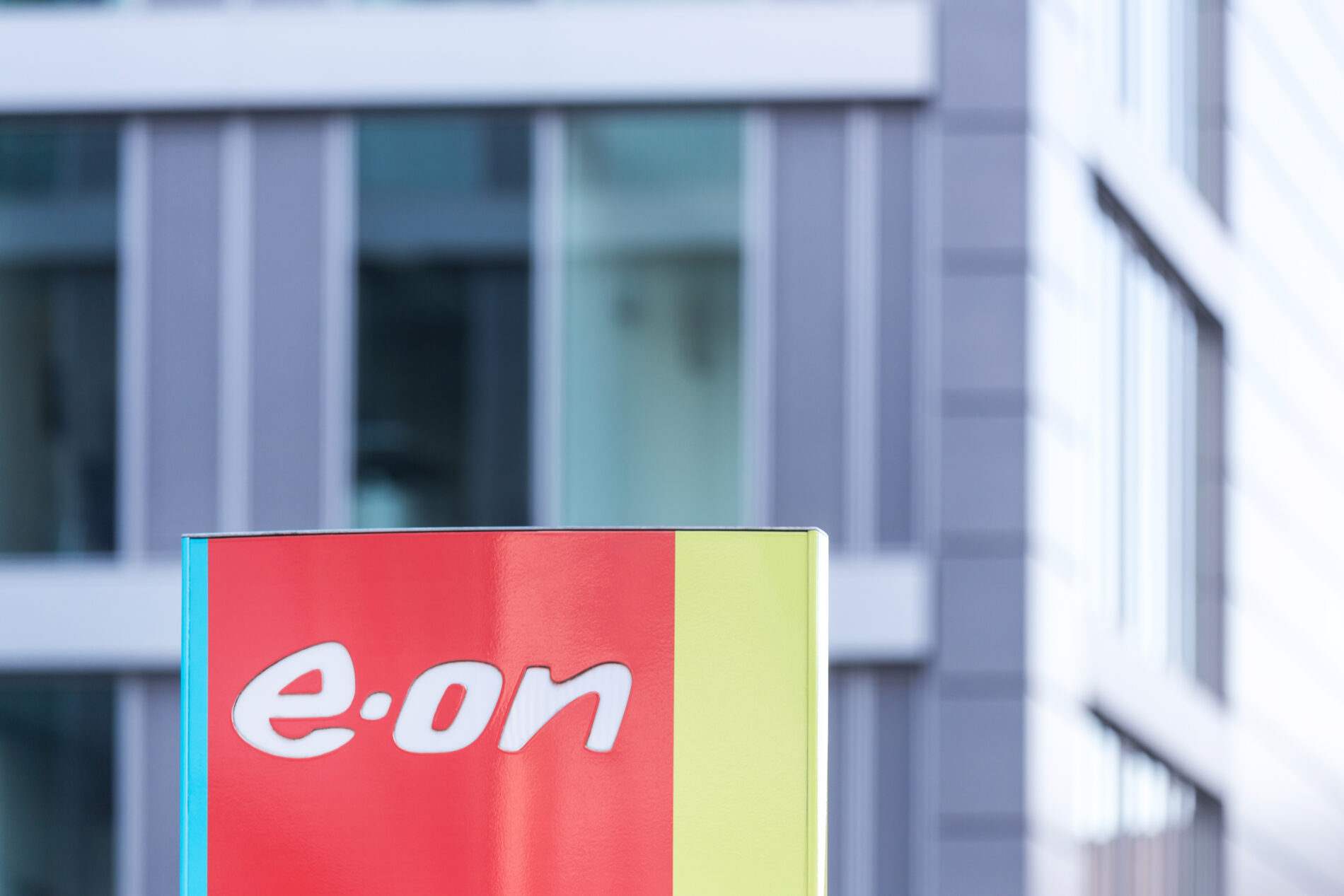 Verbraucherschützer rufen Eon-Fernwärmekunden zur Sammelklage auf. Streitpunkt sind stark gestiegene Preise und möglicherweise unwirksame Preisanpassungsklauseln.