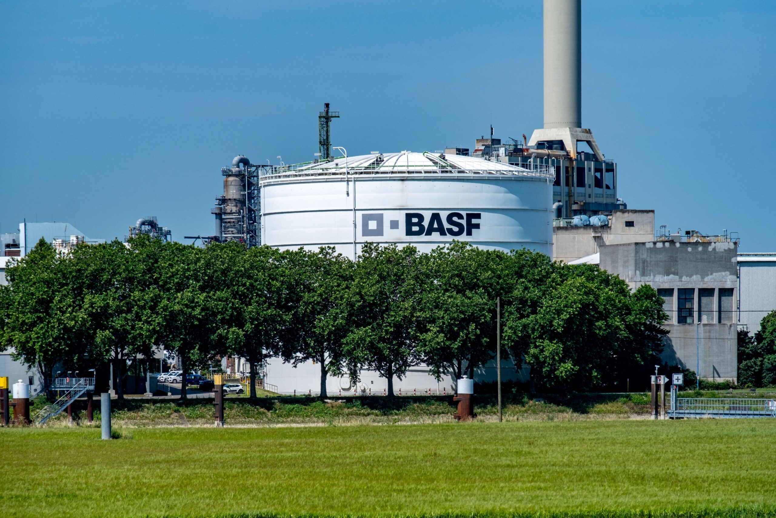 Stellenabbau bei BASF: Ludwigshafen fällt unter den Beschäftigtenstand von 1954