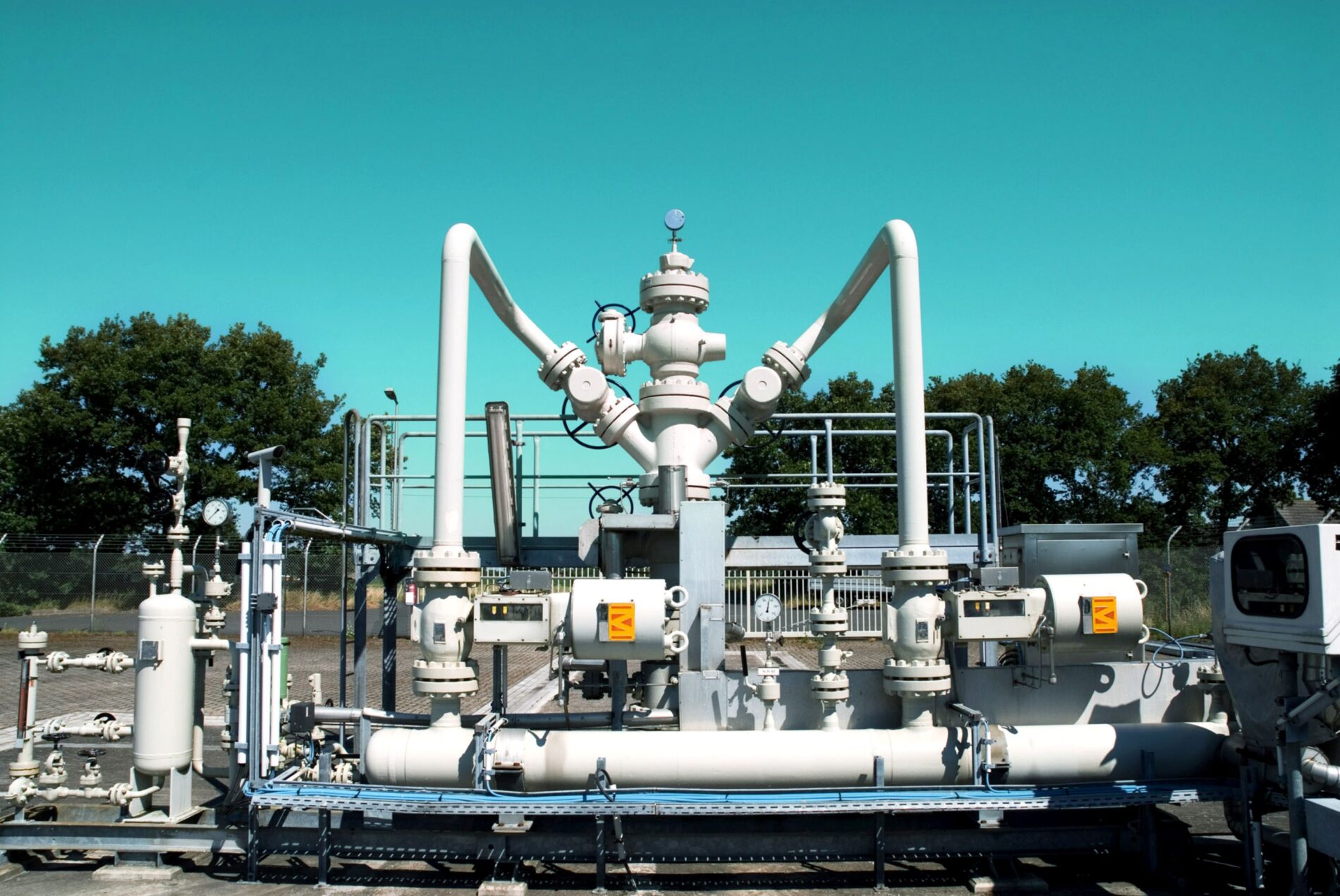 Deutschlands Gasversorgung wird vor dem Winter zum Risiko: Speicher unter 50 Prozent, hohe Preise und Regierung lehnt Notfallkäufe ab