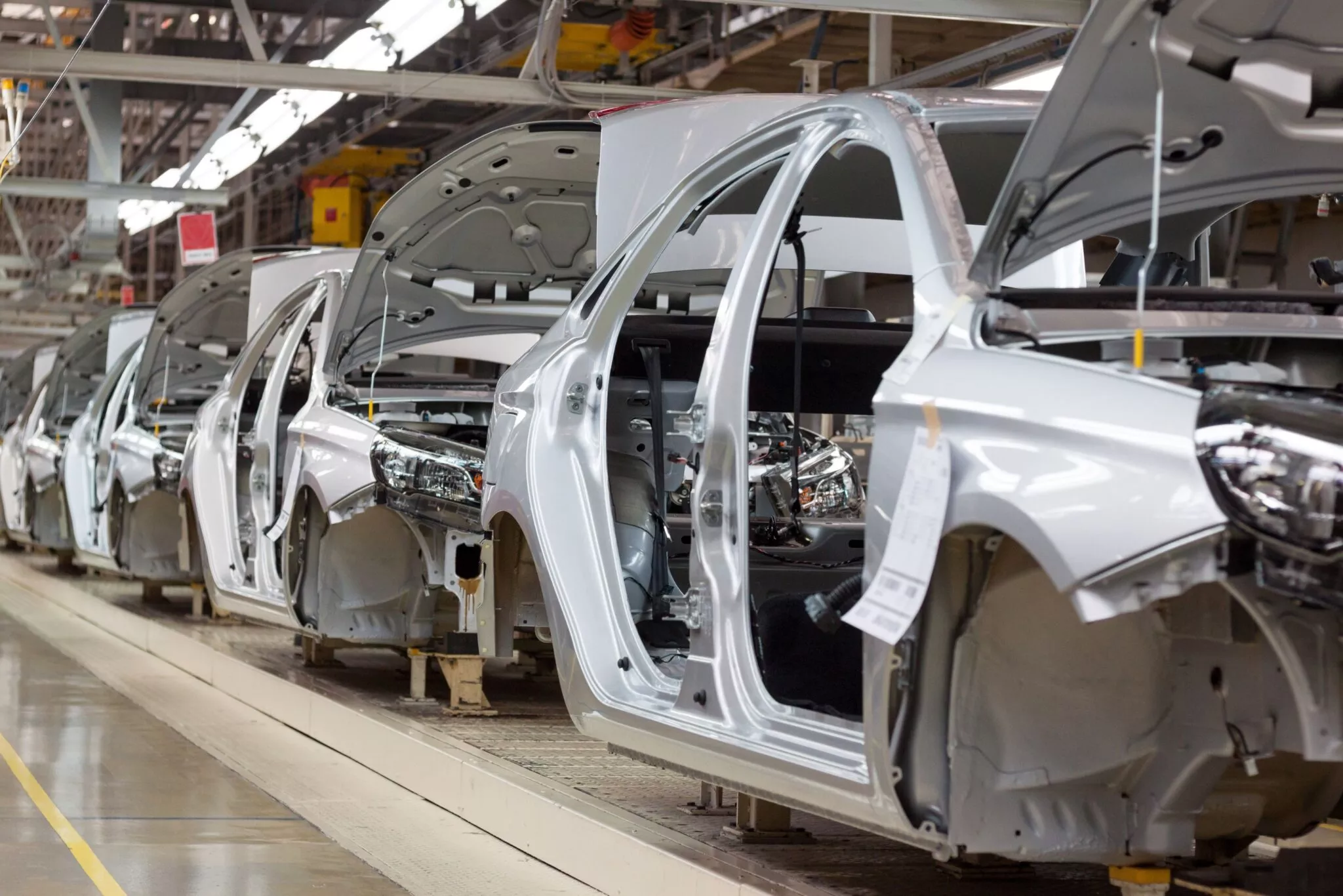 Stellenabbau in der Autoindustrie: 42.300 Jobs weg – Tiefstand seit 2005