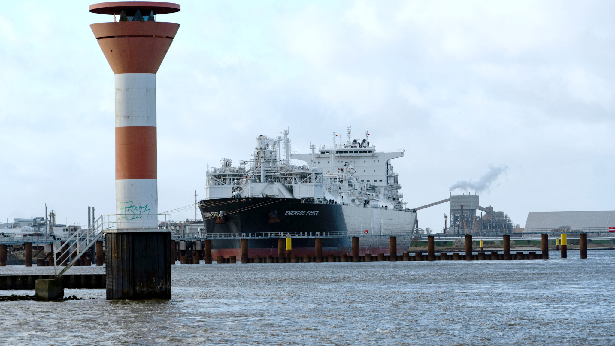 Inbetriebnahme von LNG-Terminal in Stade in Vorbereitung