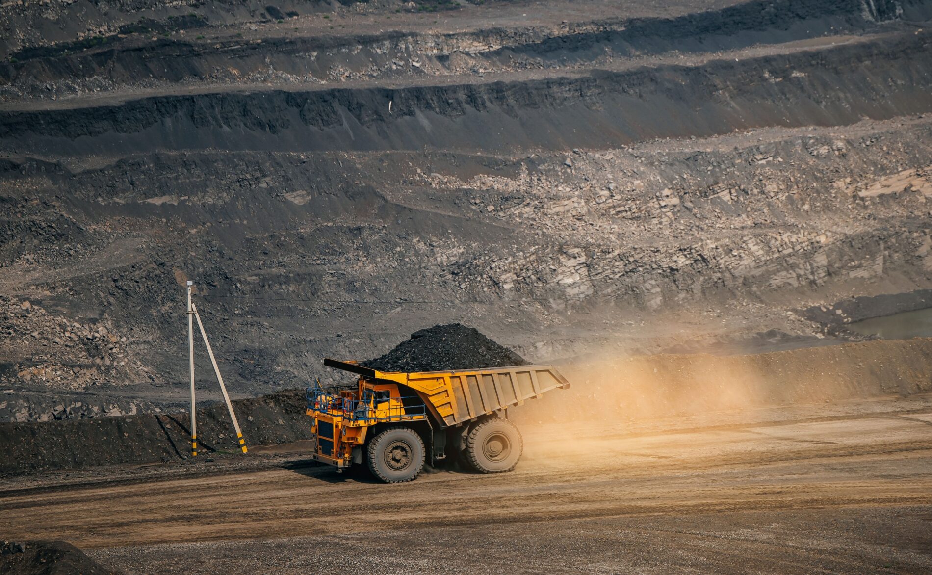 High LNG costs and disruptions in the Strait of Hormuz are driving coal demand to 8.94 billion tonnes in 2026 and supporting coal prices.