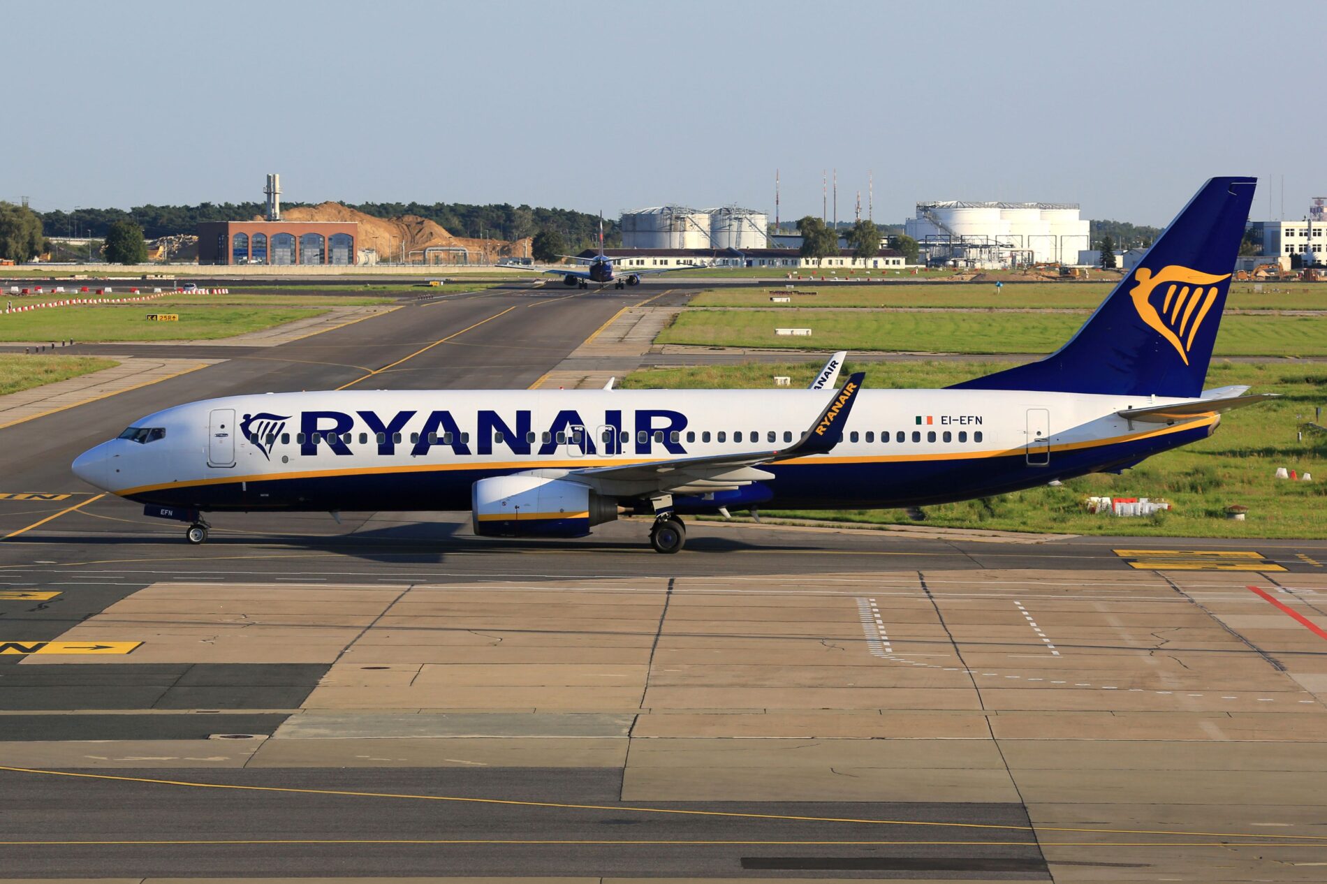 Ryanair is cutting 700,000 seats. BER is losing passengers, forced to implement cost-cutting measures, and postponing investments due to high air travel costs.