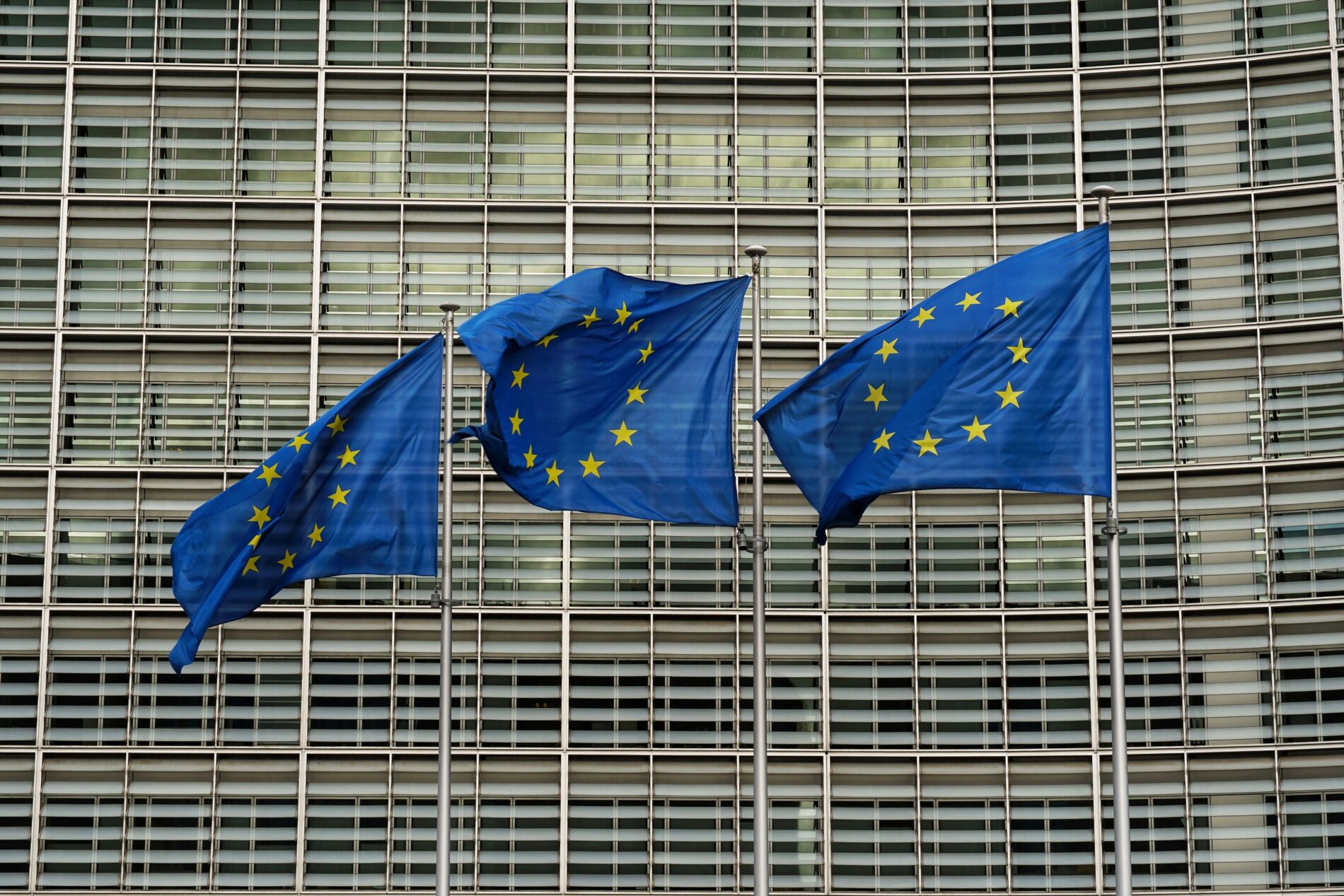 EU lockert die Methanverordnung für Energieimporte. Ab 2028 sollen neue Kontrollpflichten greifen, um drohende Lieferengpässe zu vermeiden