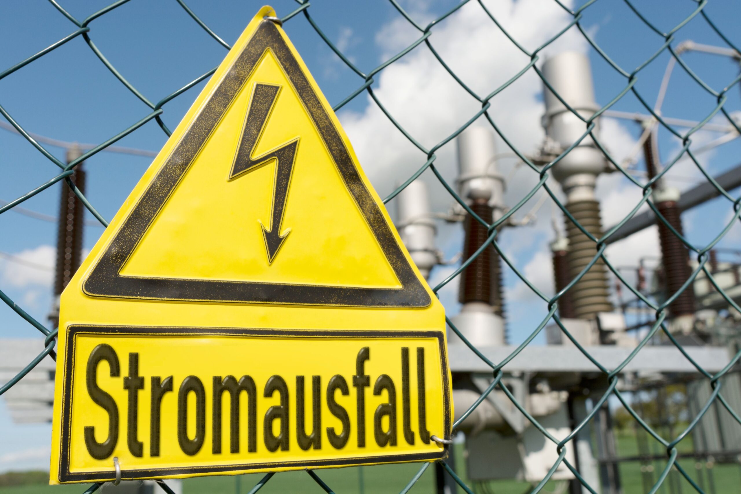 Großflächiger Stromausfall in Schleswig-Holstein: 40.000 Haushalte betroffen