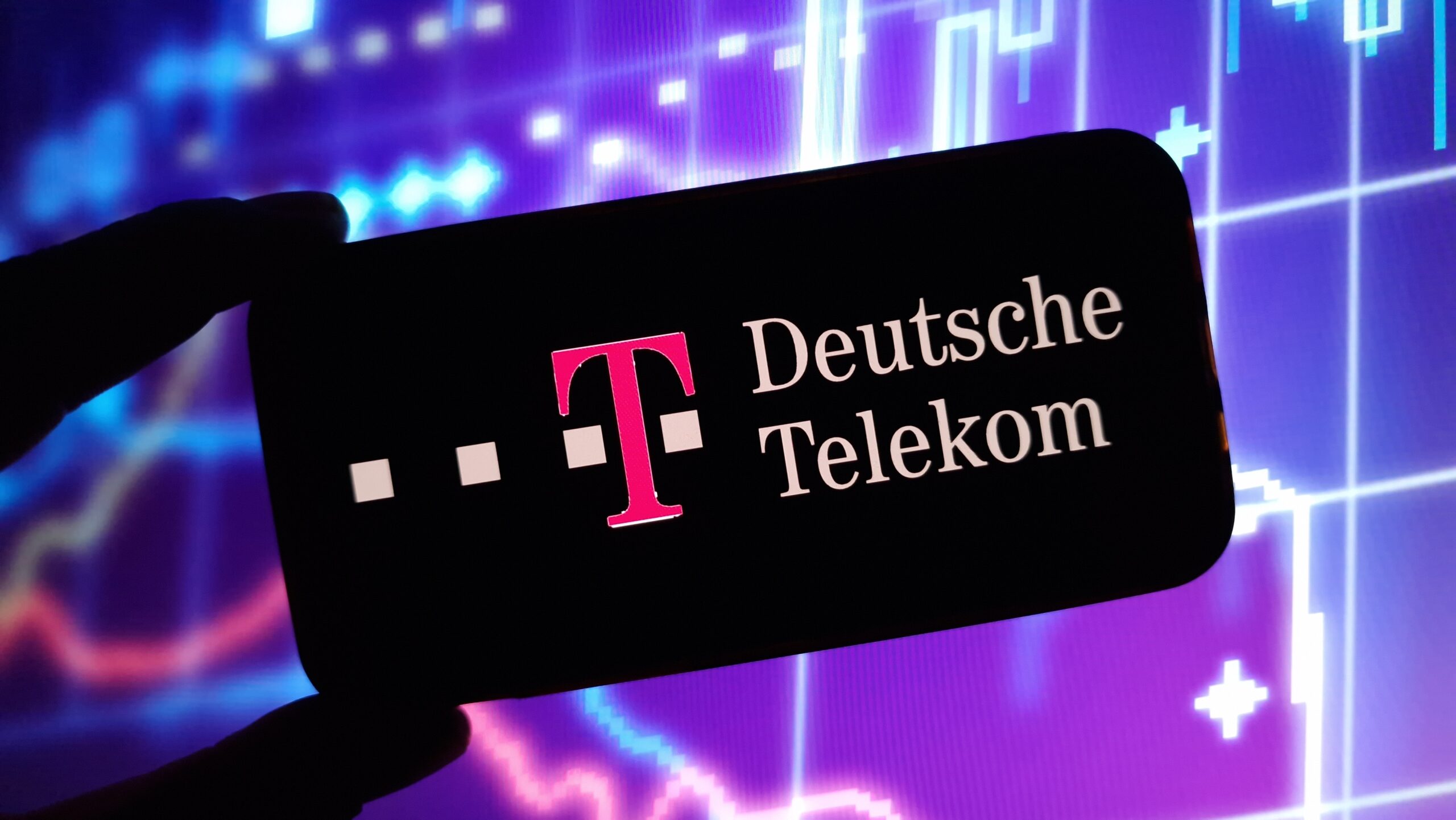 Deutsche Telekom will mit KI und Automatisierung 2,5 Milliarden Euro bis 2030 sparen